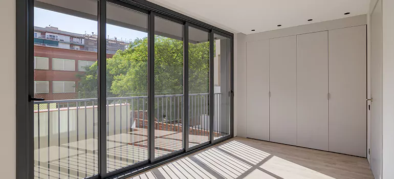 Aluminum Glazed Window Installation in Hialeah, FL