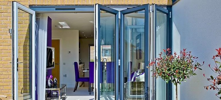Bifold Door Repairs Near Me in Hialeah, FL