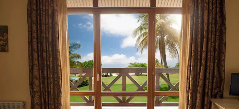 Residential Garden Window Enclosure Repair in Hialeah, FL