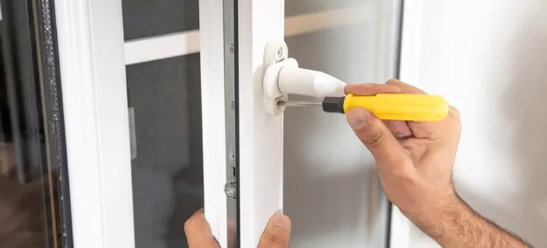 Casement Window Handle Replacement in Hialeah, FL