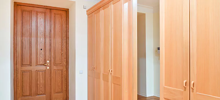 Glass Closet Door Repair in Hialeah, FL
