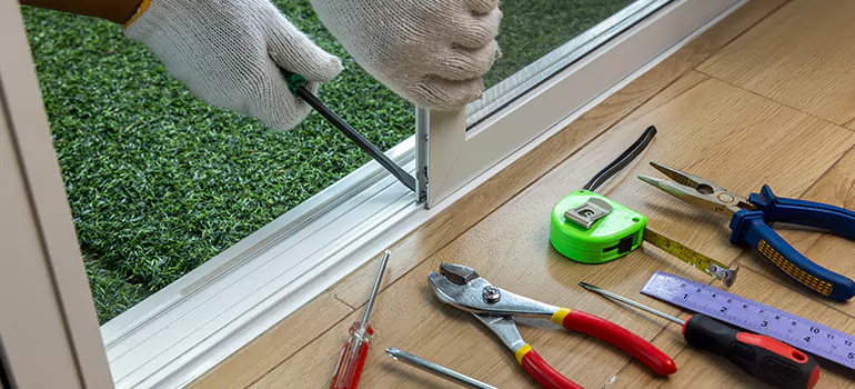 Window Hinge Repair in Hialeah, FL